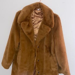 BROWN FUR COAT, VERY GOOD QUALITY VERY SOFT